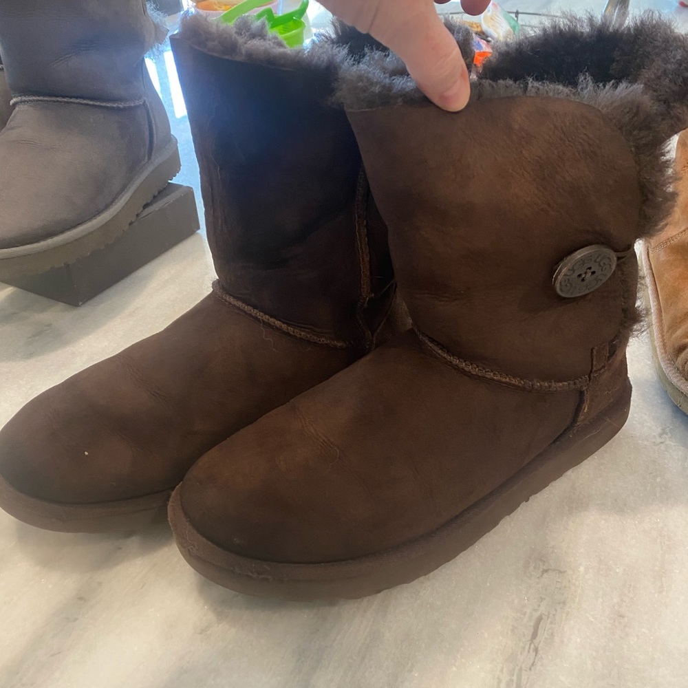 UGG boots Bailey Button 10W short